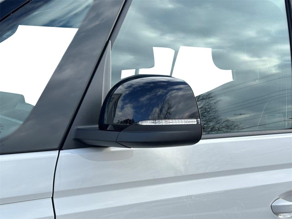 2025 Volkswagen ID. Buzz Pro S