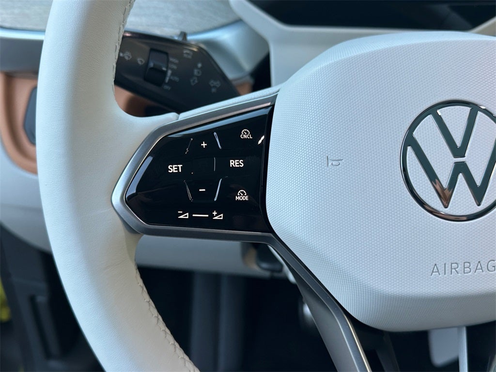 2025 Volkswagen ID. Buzz Pro S Plus