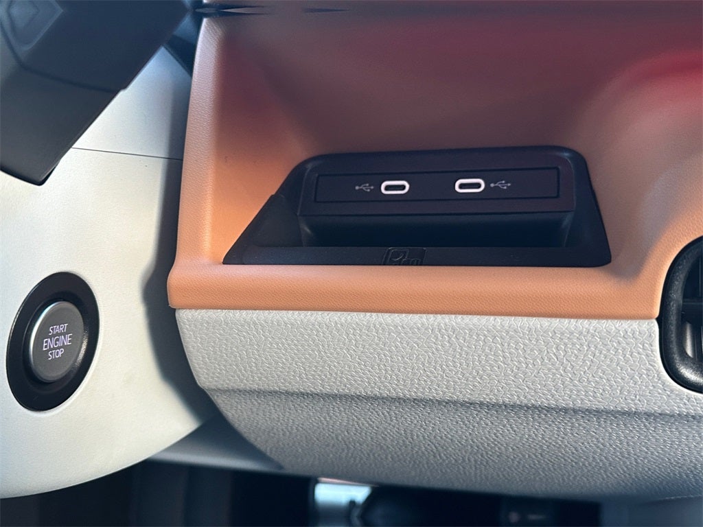 2025 Volkswagen ID. Buzz Pro S Plus