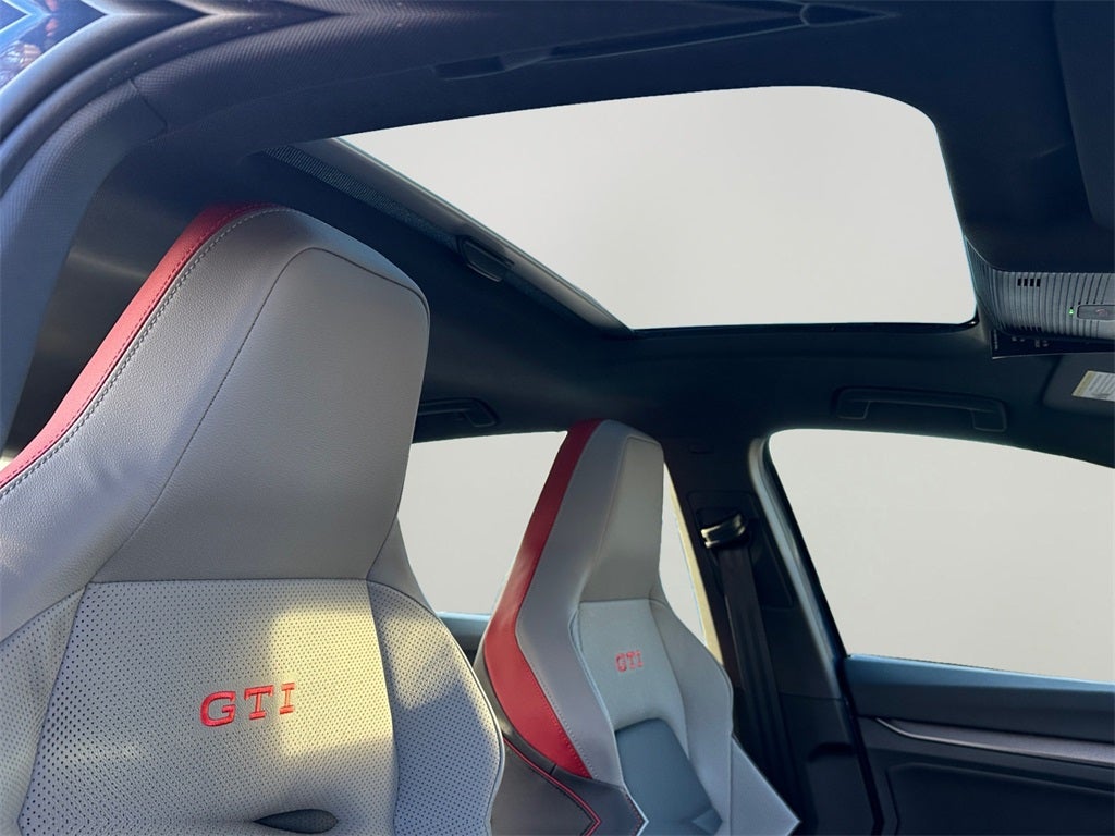 2026 Volkswagen Golf GTI 2.0T SE