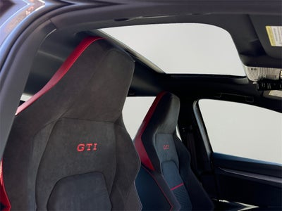 2026 Volkswagen Golf GTI 2.0T SE