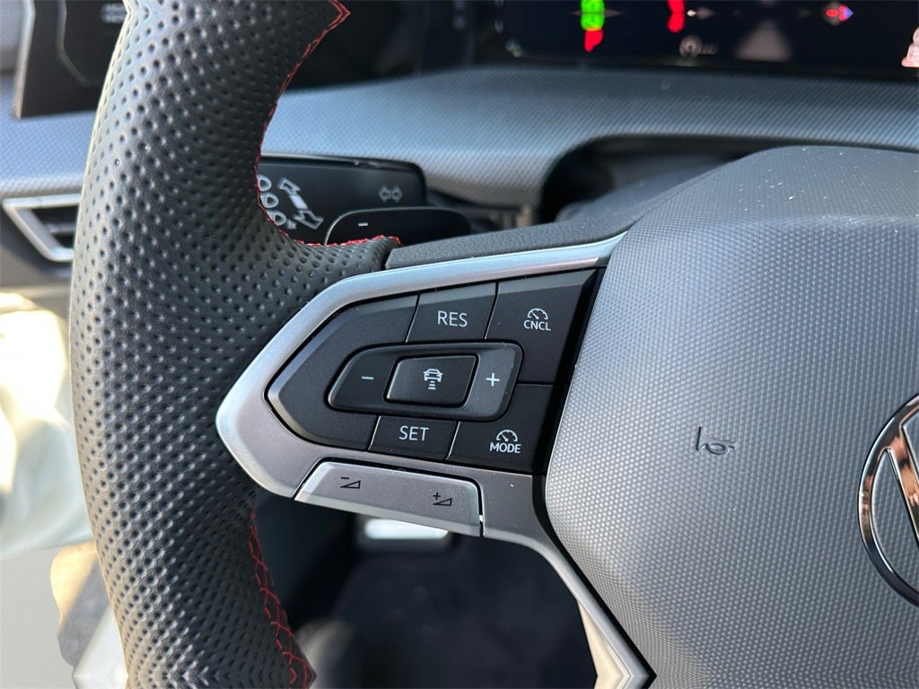 2025 Volkswagen Golf GTI Autobahn