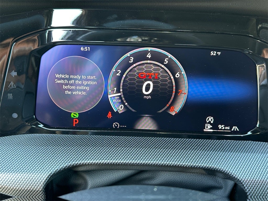 2025 Volkswagen Golf GTI Autobahn