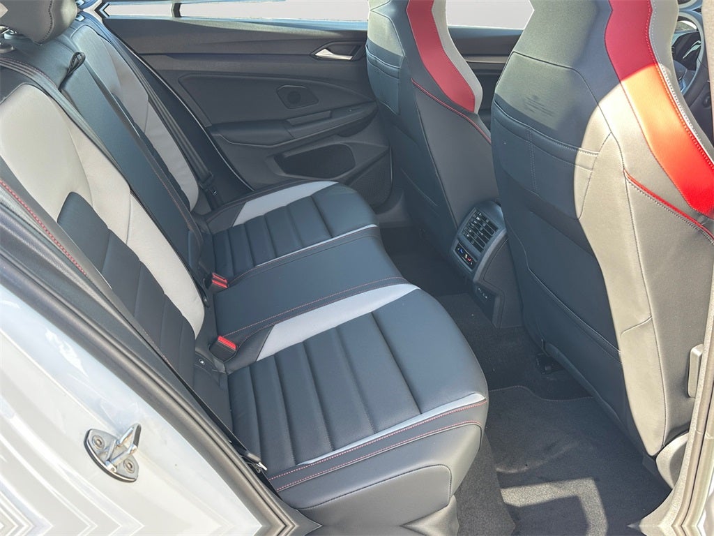 2025 Volkswagen Golf GTI Autobahn