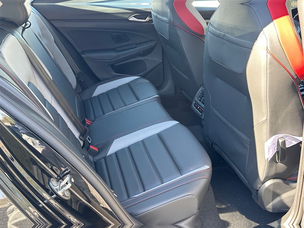 2026 Volkswagen Golf GTI Autobahn