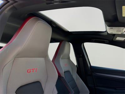 2026 Volkswagen Golf GTI Autobahn