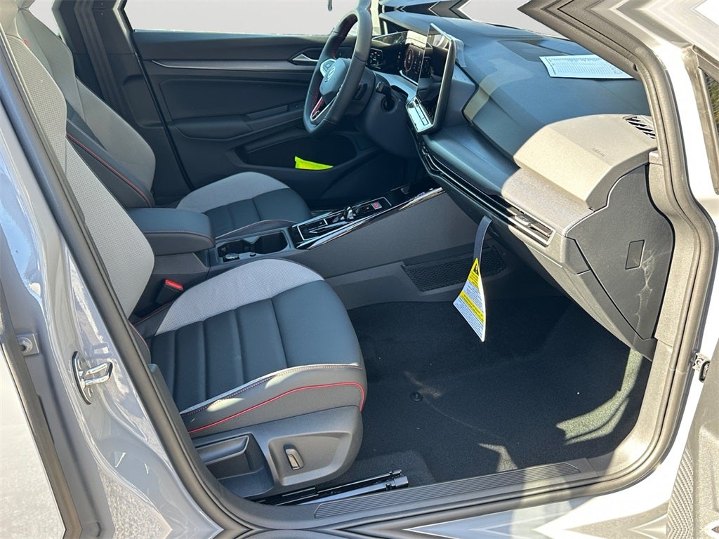 2026 Volkswagen Golf GTI Autobahn