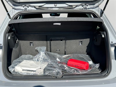 2026 Volkswagen Golf GTI Autobahn