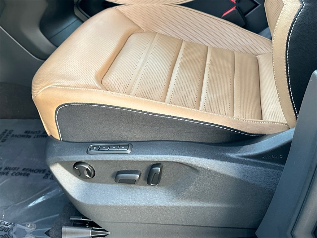 2024 Volkswagen Atlas Cross Sport 2.0T SEL R-Line