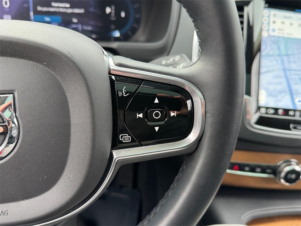 2023 Volvo XC90 B6 Plus 6-Seater