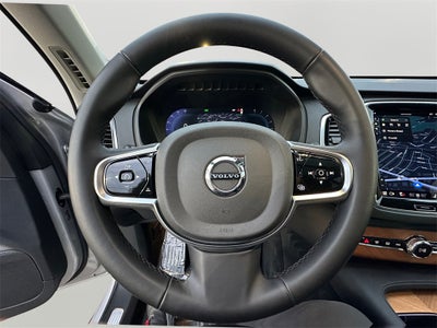 2025 Volvo XC90 B6 Plus 7-Seater