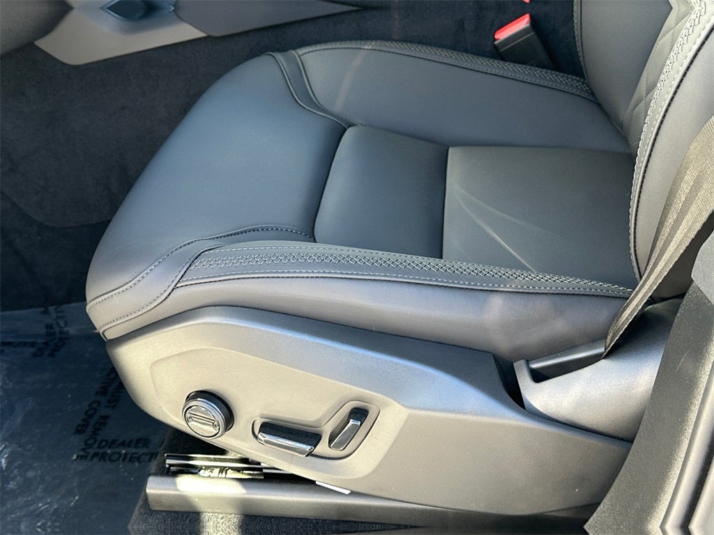 2025 Volvo XC90 Plug-In Hybrid T8 Plus 7 Passenger 2025.5