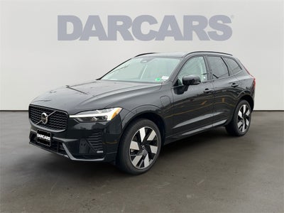 2025 Volvo XC60 Plug-In Hybrid T8 Plus