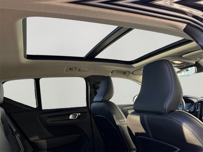 2025 Volvo XC40 B5 Ultra Bright Theme Volvo Certified Pre-Owned