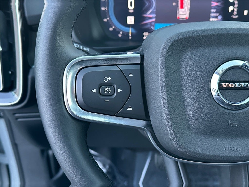 2025 Volvo XC40 B5 Core Volvo Certified Pre-Owned