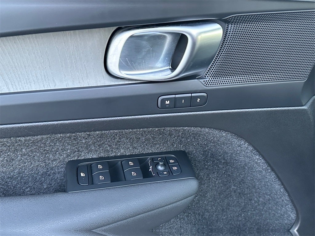 2025 Volvo XC40 B5 Core Volvo Certified Pre-Owned