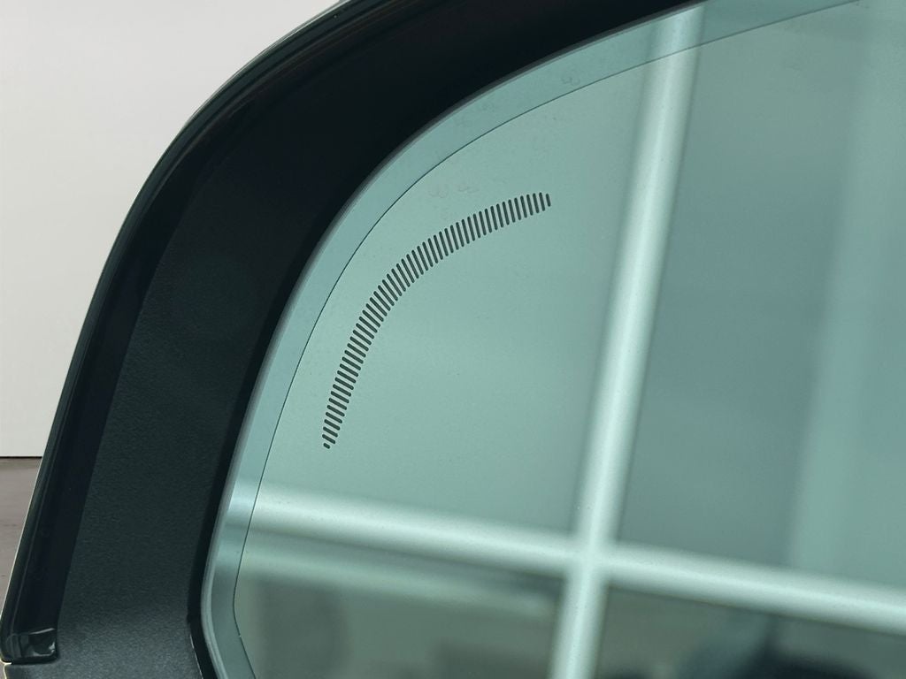 2025 Volvo XC40 B5 Core