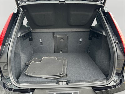 2025 Volvo XC40 B5 Core