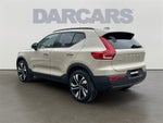2025 Volvo XC40 B5 Ultra Dark Theme