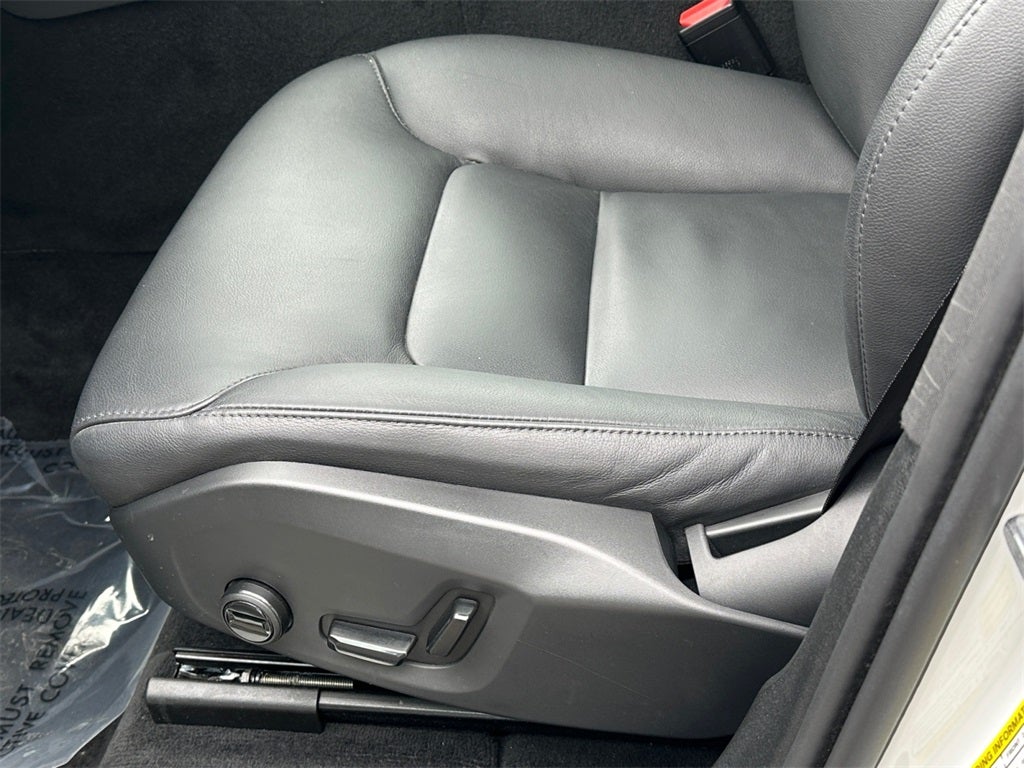 2025 Volvo XC60 B5 Core Volvo Certified Pre-Own